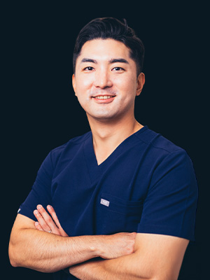 Jersey City endodontist Doctor Alex Choi